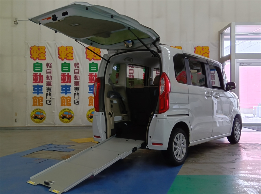 N-BOX G・スロープ L ホンダセンシング 福祉車両車いす仕様 純正ナビバックカメラ 4WD