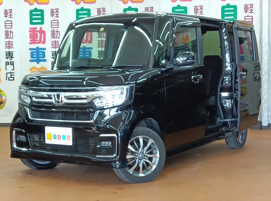 N-BOXカスタム Ｌ　純正８インチナビＴＶ・バックカメラ　後期型 4WD