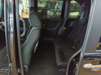 N-BOXカスタム Ｌ　純正８インチナビＴＶ・バックカメラ　後期型 4WD