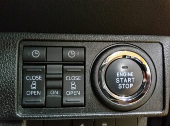 ムーヴキャンバス セオリーＧ 4WD