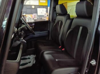 N-BOXカスタム Ｌ・ターボ　純正ナビＴＶ　バックカメラ　後期型 4WD