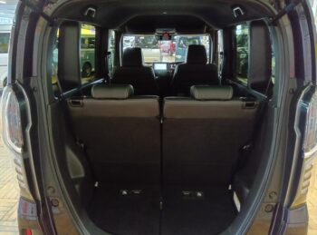 N-BOXカスタム Ｌ・ターボ　純正ナビＴＶ　バックカメラ　後期型 4WD