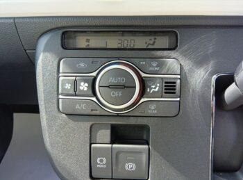 ムーヴキャンバス ストライプスＧ 純正ナビ装着用アップグレード 未使用車