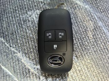 ムーヴキャンバス ストライプスＧ 純正ナビ装着用アップグレード 未使用車