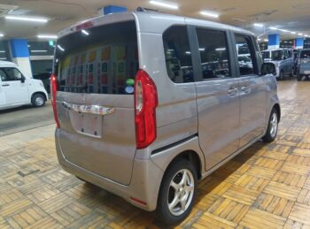 N-BOX Ｇ・Ｌターボホンダセンシング　ナビ　バックカメラ 4WD