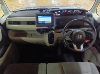 N-BOX Ｇ・Ｌターボホンダセンシング　ナビ　バックカメラ 4WD