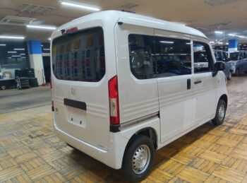 N-VAN G　4WD 未使用車