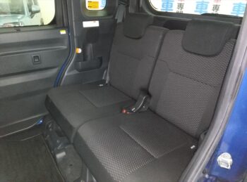 ピクシスメガ L　SAⅢ　純正ナビTVバックカメラ　4WD