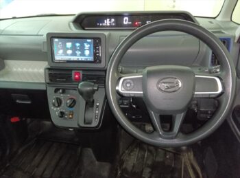 タント Ｌ　スマートアシスト　ナビ・バックカメラ　4ＷＤ