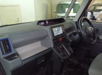 タント Ｌ　スマートアシスト　ナビ・バックカメラ　4ＷＤ