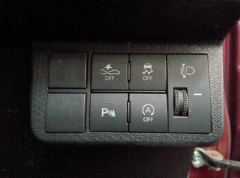 タント Ｌ　スマートアシスト　ナビ・バックカメラ　4ＷＤ