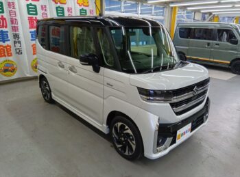 スペーシアカスタム ハイブリッド XS 10インチディスプレイオーディオ・バックカメラ 未使用車 4WD