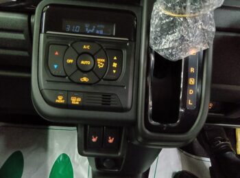 スペーシアカスタム ハイブリッド XS 10インチディスプレイオーディオ・バックカメラ 未使用車 4WD