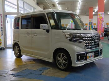 フレアワゴン カスタムスタイル ハイブリッドＸＳ　　8インチナビ・ＴＶ　4ＷＤ