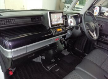 フレアワゴン カスタムスタイル ハイブリッドＸＳ　　8インチナビ・ＴＶ　4ＷＤ