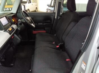 スペーシア ハイブリッドG　ナビ付　4WD