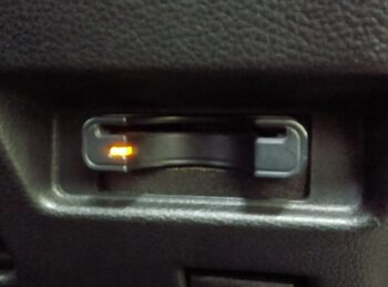 スペーシア ハイブリッドG　ナビ付　4WD