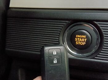 スペーシア ハイブリッドG　ナビ付　4WD