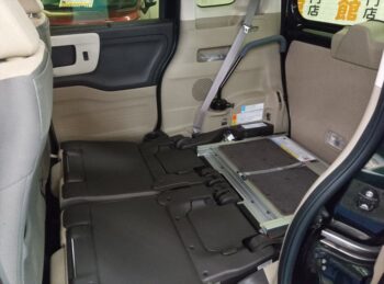 N-BOX G・スロープ　Lホンダセンシング　純正ナビ・TV・バックカメラ　福祉車両車いす仕様