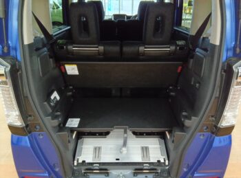 N-BOX+カスタム Ｇ 福祉車両 車いす仕様スローパー後期型 純正ナビ・ＴＶ4WD