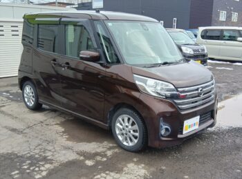 デイズルークス ハイウェイスターX Vセレクション＋セーフティ2 純正ナビTV アラウンドビューモニター 4WD