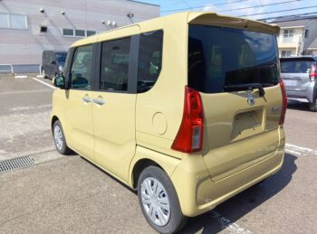 タント Ｘ 未使用車