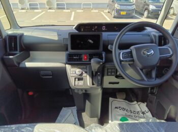 タント Ｘ 未使用車