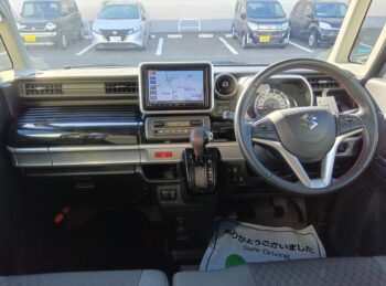 スペーシアカスタム ハイブリットＸＳ ターボ 純正８インチナビＴＶ・全方位モニターパッケージ