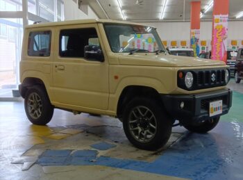 ジムニー XC　ナビ・バックカメラ　4WD