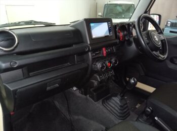 ジムニー XC　ナビ・バックカメラ　4WD