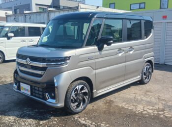 スペーシアカスタム ハイブリッド XS スズキセーフティサポート 未使用車 4WD