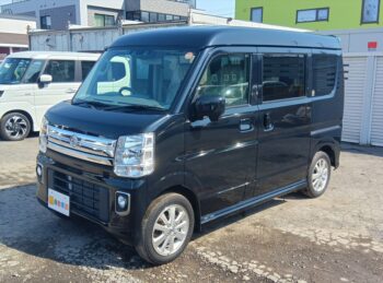 NV100クリッパーリオ E ターボ 純正ナビ・TV・バックカメラ 4WD