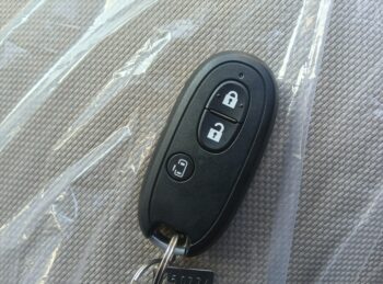 NV100クリッパーリオ E ターボ 純正ナビ・TV・バックカメラ 4WD