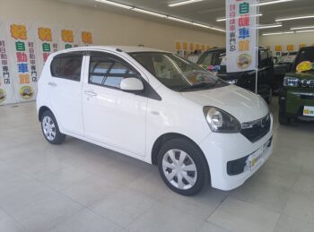プレオプラス LA　4WD