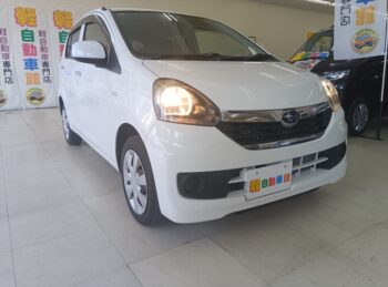 プレオプラス LA　4WD