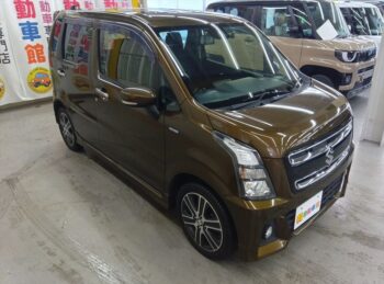 ワゴンR スティングレー ハイブリッドT ターボ ナビ・バックカメラ 4WD