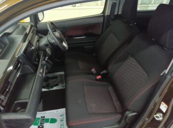 ワゴンR スティングレー ハイブリッドT ターボ ナビ・バックカメラ 4WD