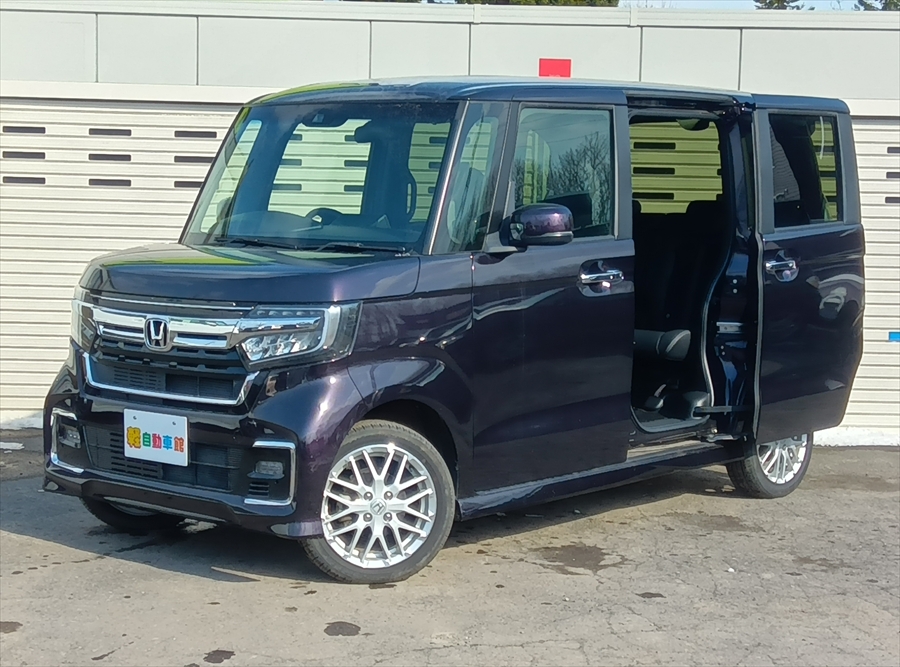 N-BOXカスタム Lターボ 純正ナビ・TV・バックカメラ 後期型 4WD
