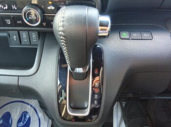 N-BOXカスタム Lターボ 純正ナビ・TV・バックカメラ 後期型 4WD