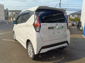 デイズ ハイウェイスターX アラウンドビューモニター 