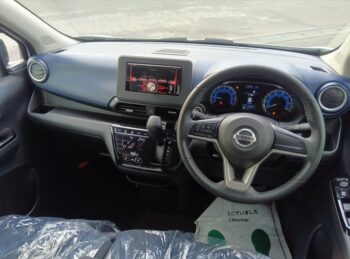 デイズ ハイウェイスターX アラウンドビューモニター 