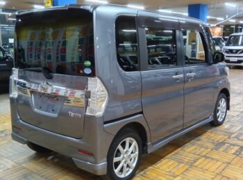 タントカスタム Ｘ　ＳＡ 純正ナビ・ＴＶ　バックカメラ　4WD