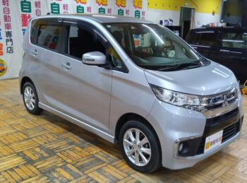 eKカスタム Ｇ　セーフティパッケージ　後期型 4WD