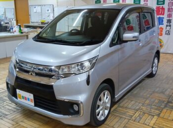 eKカスタム Ｇ　セーフティパッケージ　後期型 4WD