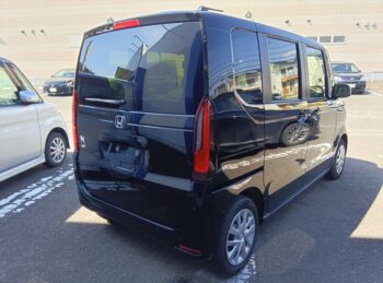 N-BOX ベースグレード　未使用車