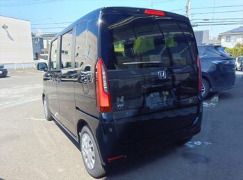 N-BOX ベースグレード　未使用車