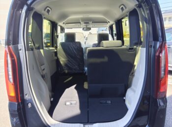 N-BOX ベースグレード　未使用車