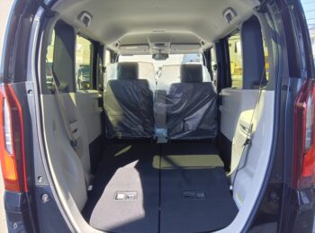 N-BOX ベースグレード　未使用車