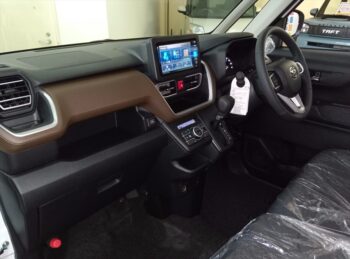 ムーヴ RS ターボ　未使用車　純正ナビＴＶ　バックカメラ　 4WD