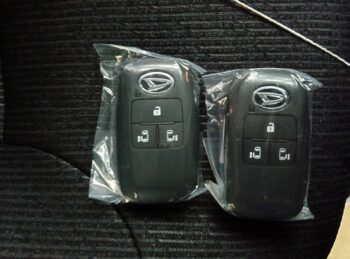 ムーヴ RS ターボ　未使用車　純正ナビＴＶ　バックカメラ　 4WD